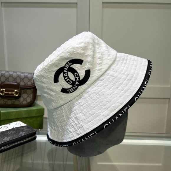 AUTHENTIC CHANEL Hats main image 8